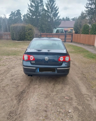 Volkswagen Passat cena 25000 przebieg: 189000, rok produkcji 2008 z Ząbki małe 56